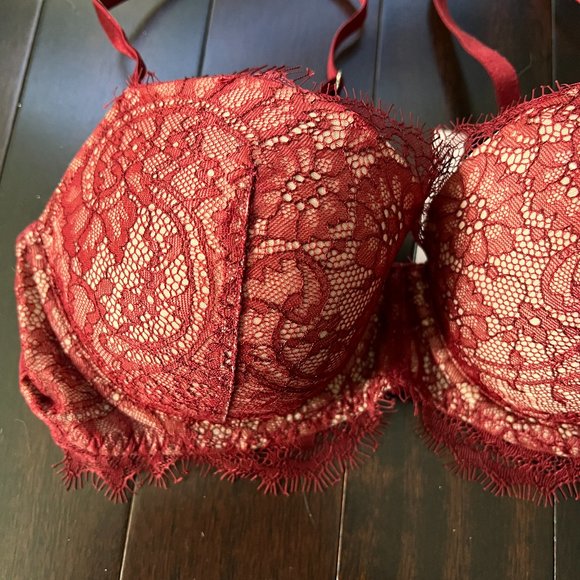 Victoria's Secret Burgundy Red Dream Angels Bra Discontinued NWOT - Picture 4 of 14